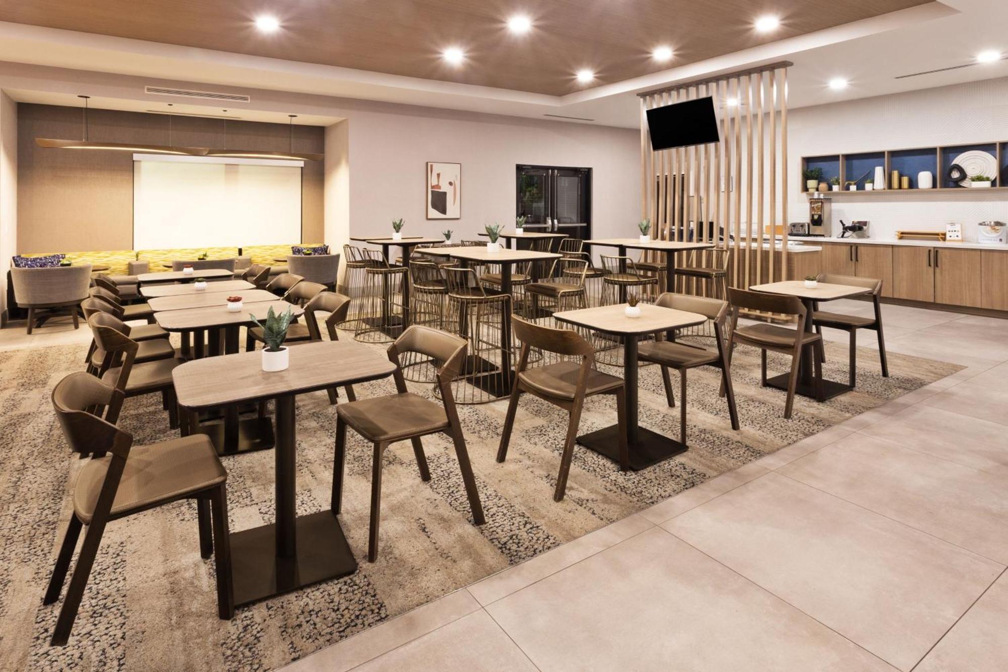 Springhill Suites Birmingham Colonnade Dış mekan fotoğraf