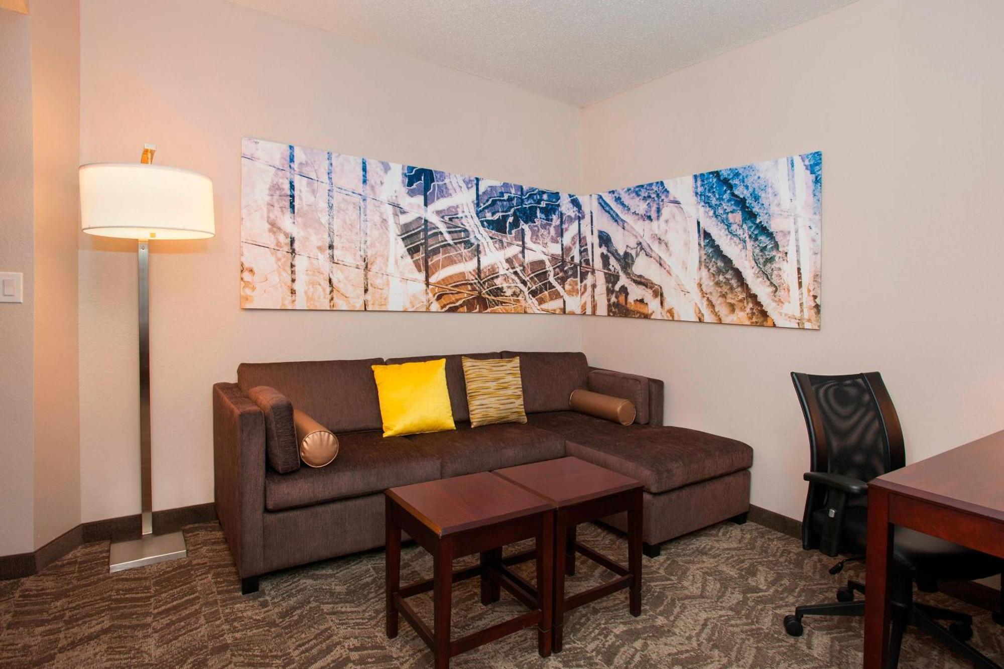 Springhill Suites Birmingham Colonnade Dış mekan fotoğraf
