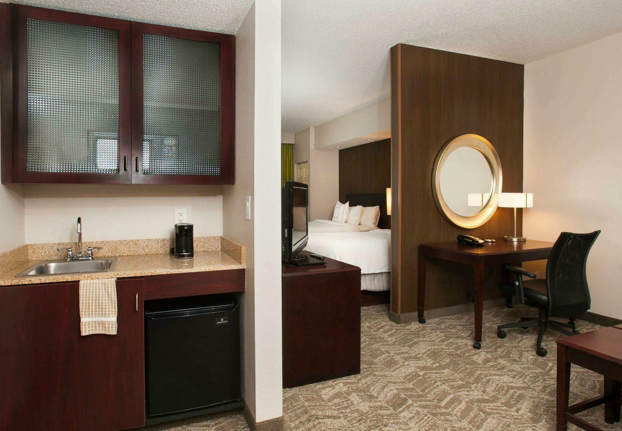 Springhill Suites Birmingham Colonnade Dış mekan fotoğraf